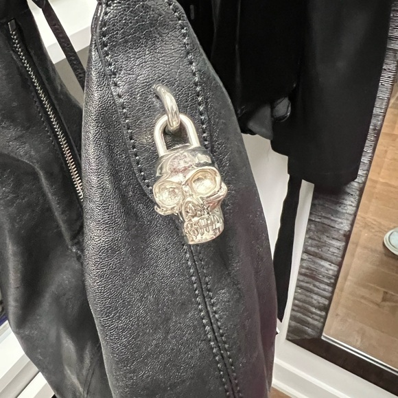 Alexander McQueen leather bag - Picture 9 of 9